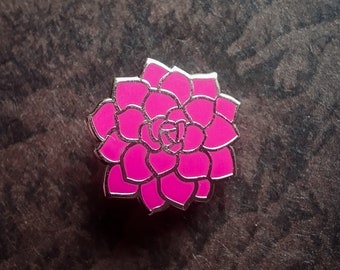 Pink Lotus Emaille Yoga Pin