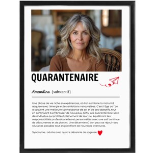 Afiche personalizable con la definición de «Quarantenaire» – Con foto o texto (nombre/inscripción) | Formato digital o físico (A4/A3)