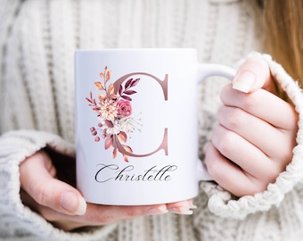 Anpassbare Tasse mit Initiale und Vornamen Ihrer Wahl in rosa Farbe, Geschenk für Frau, Mutter, Oma, Geburtstag, Hochzeit, Valentinstag