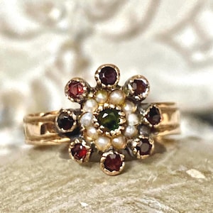 Antique Garnet and Emerald 14K Gold Ring