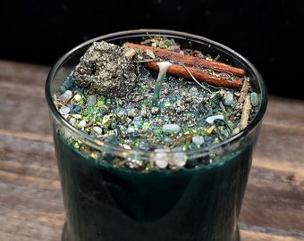 Abundance Candles | Clove and Fir | Pyrite | Cinnamon | Align | Luck | Jade | Crystals | Jade | Five Finger Grass