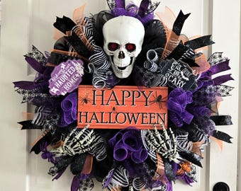 Spooky Skeleton Halloween Wreath: Scary Door Decor, Creepy Swag for Fall Holiday Decorations