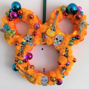 COCO Christmas Wreath, Day of the Dead Wreath, Christmas Wreath for Front Door, Winter Wreaths,Disney Christmas Wreaths