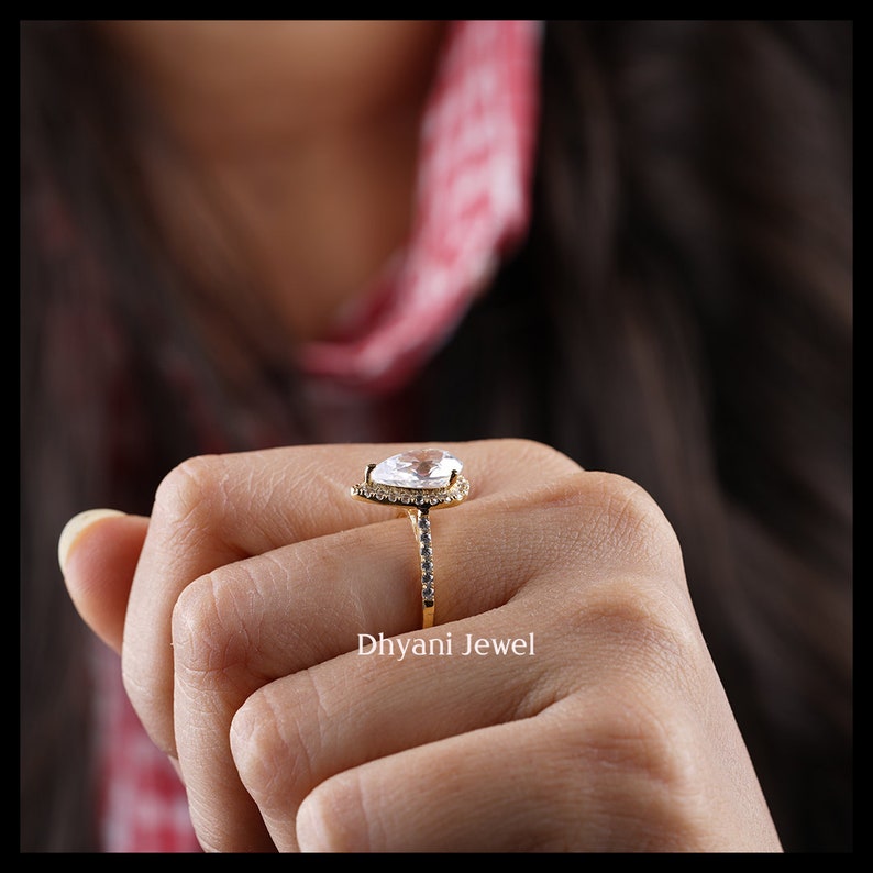 2.6CT Pear Moissanite Diamond Wedding Ring 14K Solid Yellow Engagement Ring Moissanite Engagement Ring Stack Ring Promise ring Rose gold