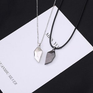 Honaer Magnetic Necklaces Magnet Heart Pendant Couple Necklace Matching  Relationship Mutual Attraction Jewelry for Women Men