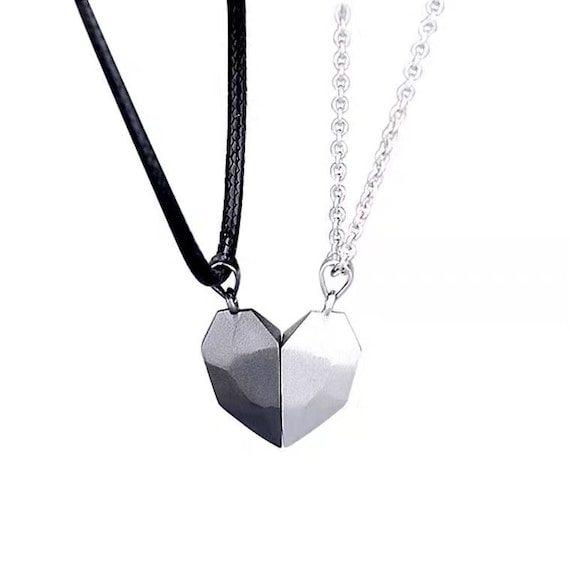 Magnetic Game Controller Necklace for Couple Matching Console Handle  Pendant for Best Friends Friendship Valentine's Gifts Him and Her Lovers BFF  Jewelry-1 | Amazon.com