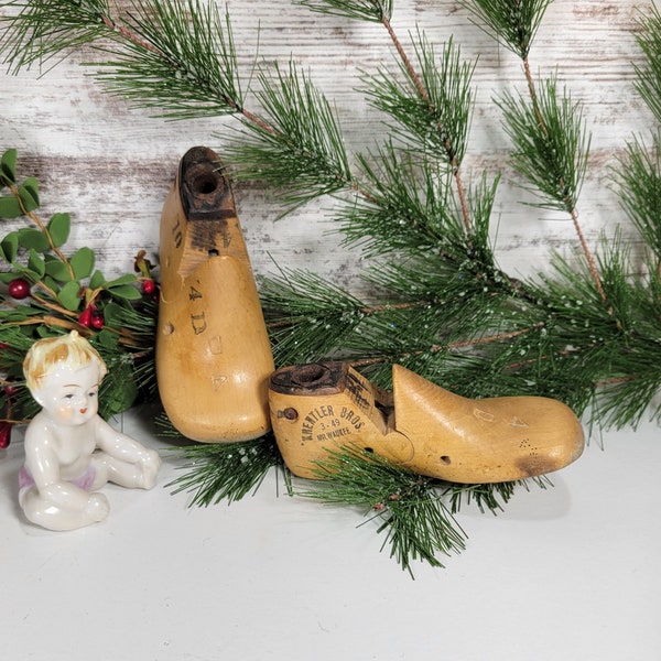 Vintage Shoe Forms, Infants Toddlers Sized Wood Shoe Lasts,  Krentler Bros. Milwaukee WI Childs Shoe Mold