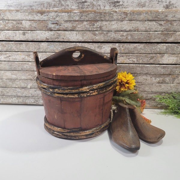 Primitive Firkin, Vintage Ceder with Willow Bands Bucket/Pail.