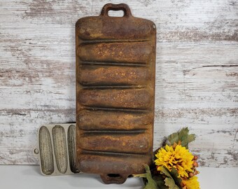 Corn Bread Pan, Vintage Rusty Cast Iron Corn Bread Pan, Unmarked.