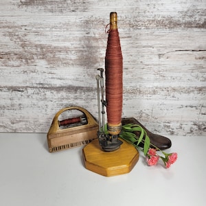 Weaving Shuttle and Bobbin, Vintage Ribbon Weaving Accessories, Woolen Mills Display Pieces.