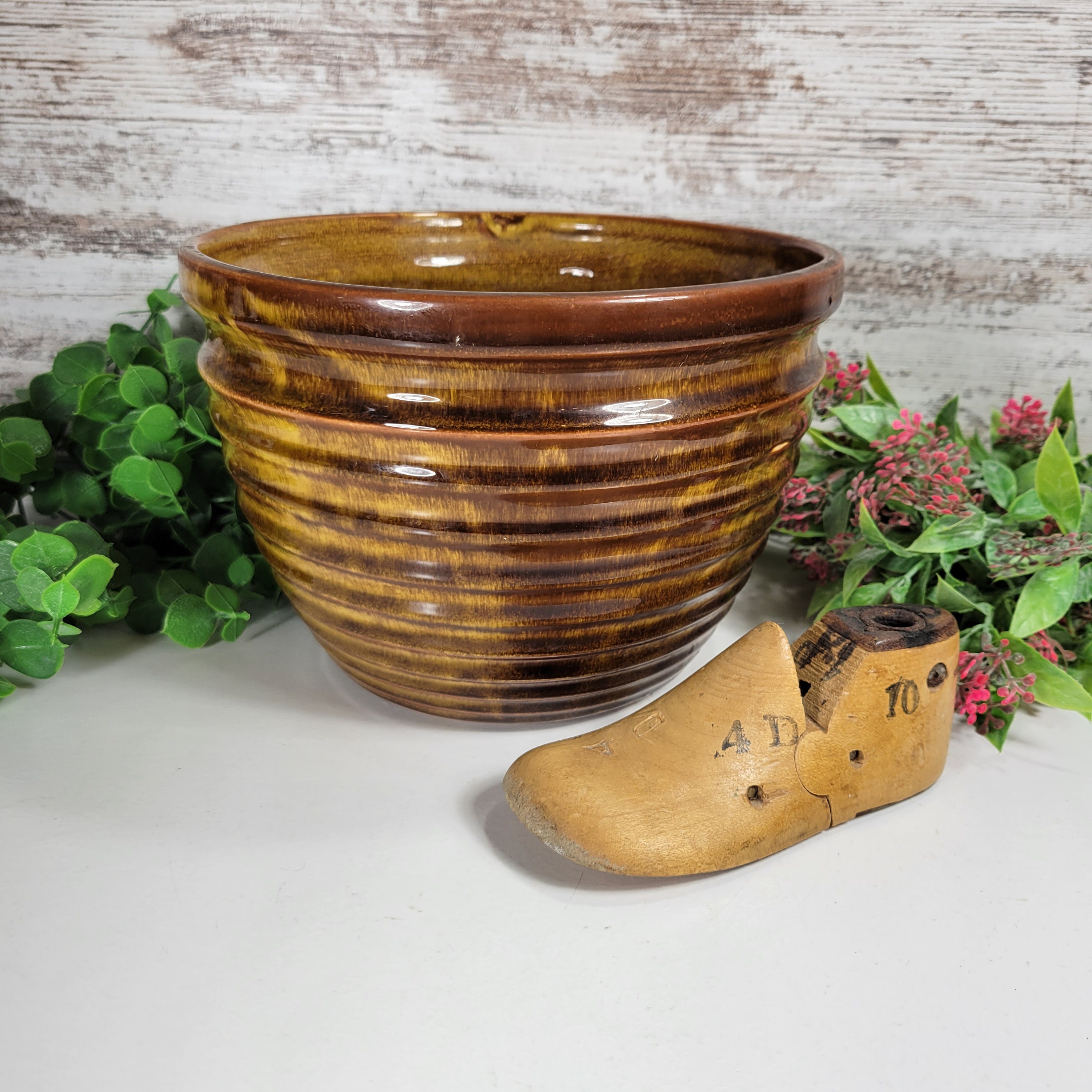 Vintage Gonder Original Marked Rectangular Green Brown Drip Pottery Planter  Vase