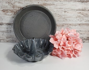 Graniteware Cake Mold and Pie Plate, Antique Gray Spatter Ware, Vintage Enamel Ware.