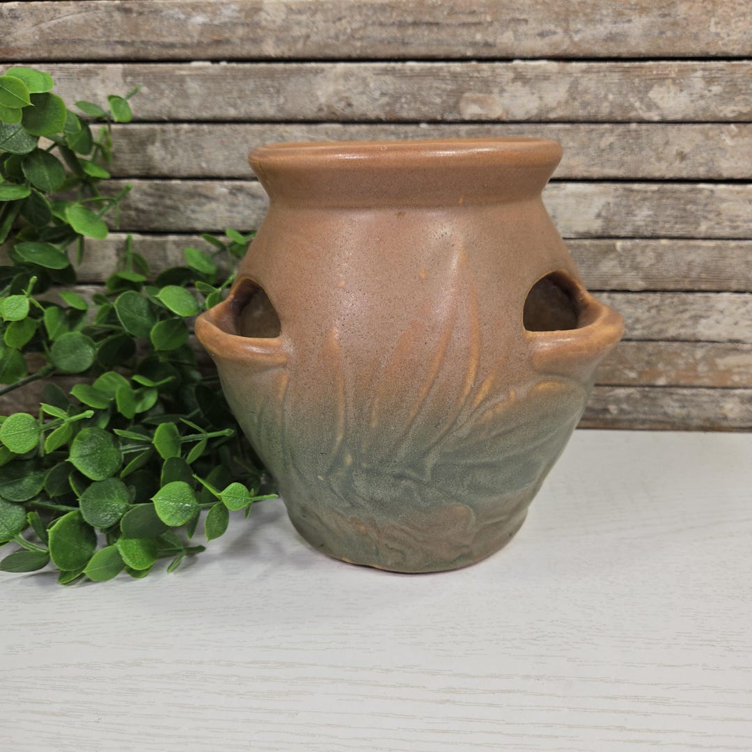 Mccoy Strawberry Planter Vintage Matte Terra Cotta To Green With mccoy-strawberry-planter-vintage-matte-terra-cotta-to-green-with