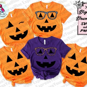 Könnte beinhalten: Orange und lila T-Shirts mit schwarzen Kürbisgesichtern. Einige Shirts zeigen Brillen mit Leopardenmuster oder blau-weißen Mustern. Das Bild enthält auch eine Grafik zum digitalen Download mit dem Text "Digital Download SVG und PNG".
