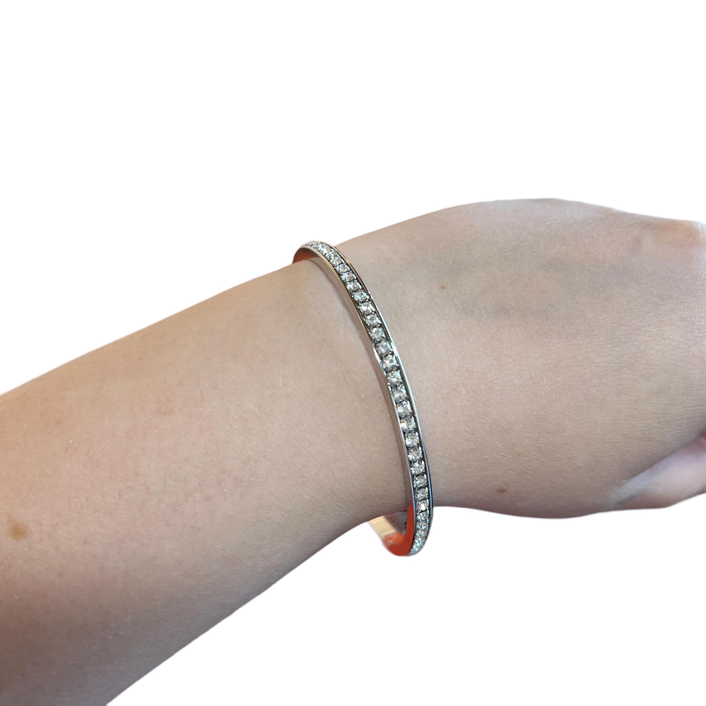 50% OFF Swarovski 5139480 DISTINCT:BANGLE CRY/STS RV$169 no