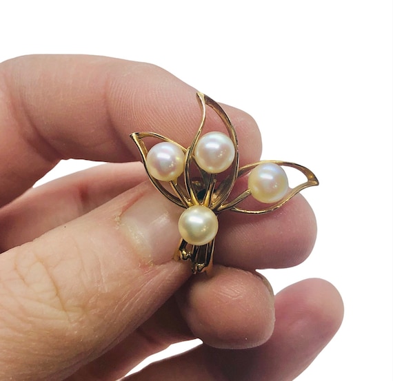 10kt Gold Pearl Flower Earrings. Screw Back Earri… - image 3