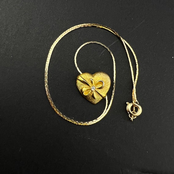 Gold Heart Bow Pendant on Chain. Vintage Gold Hea… - image 6