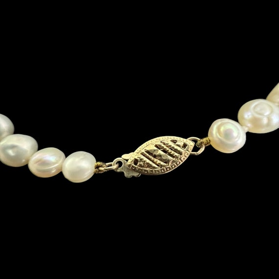 10KT Gold Pearl Necklace. Vintage Freshwater Pear… - image 8