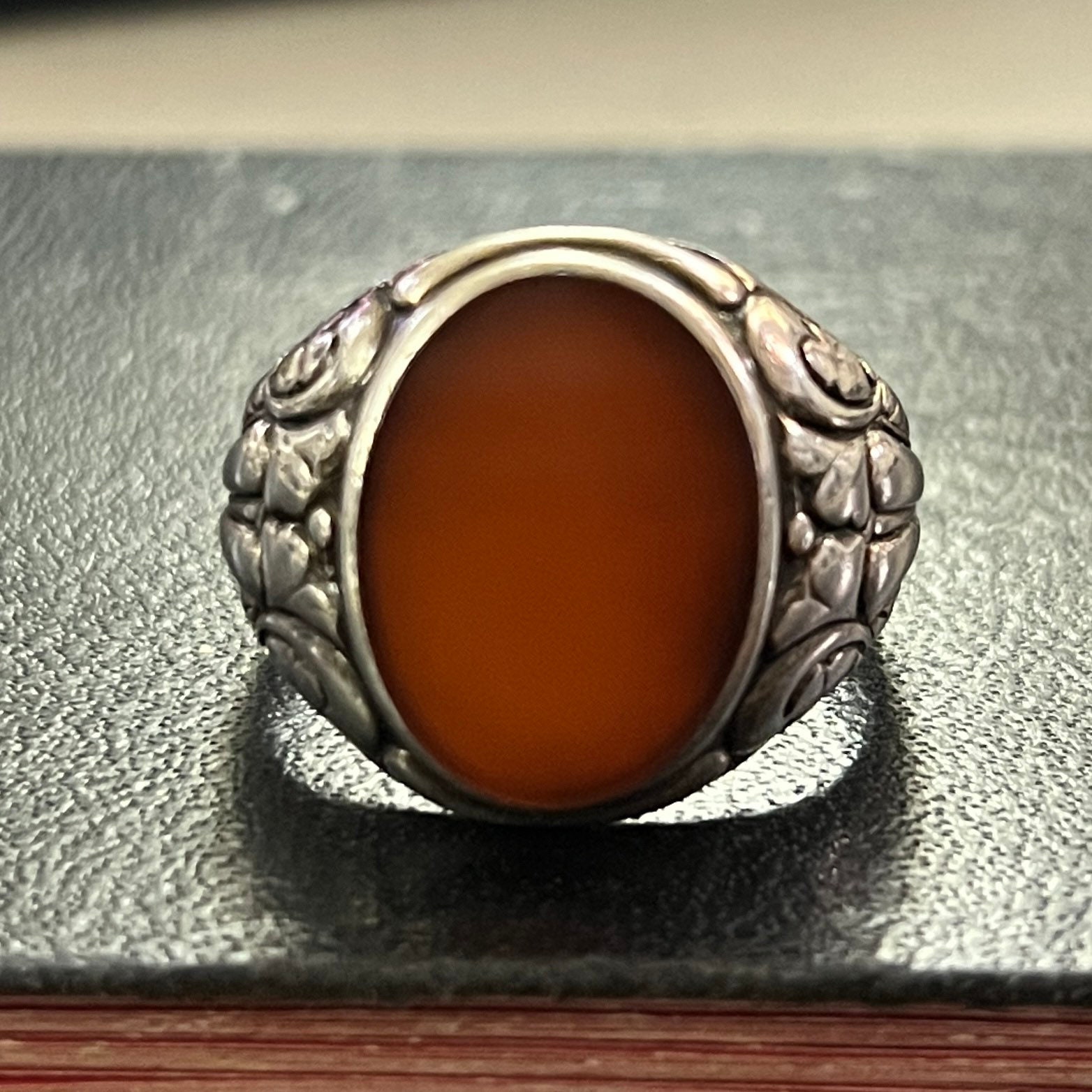 アクセサリー Vintage Silver & Carnelian Signet Ring Art Nouveau Carnelian Silver Signet Ring - Antique 835