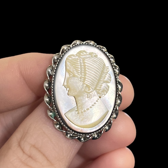 Sterling Silver Cameo Brooch. Vintage Abalone Cam… - image 5