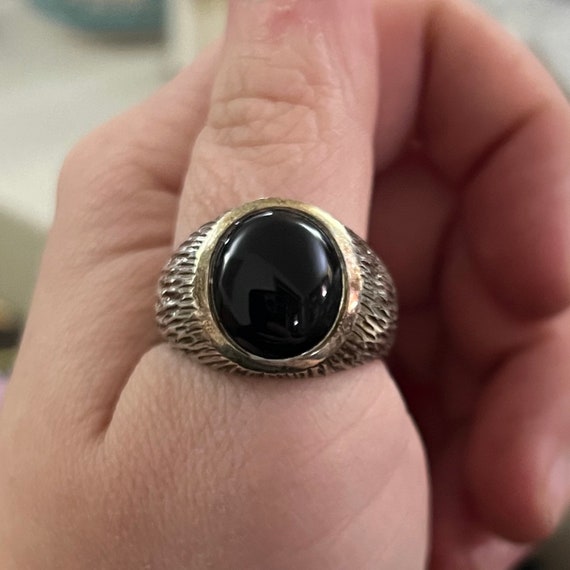 Sterling Silver Men's Bezel Onyx Textured Band Ring Sterling Silver Men's Bezel Onyx Textured Band Ring