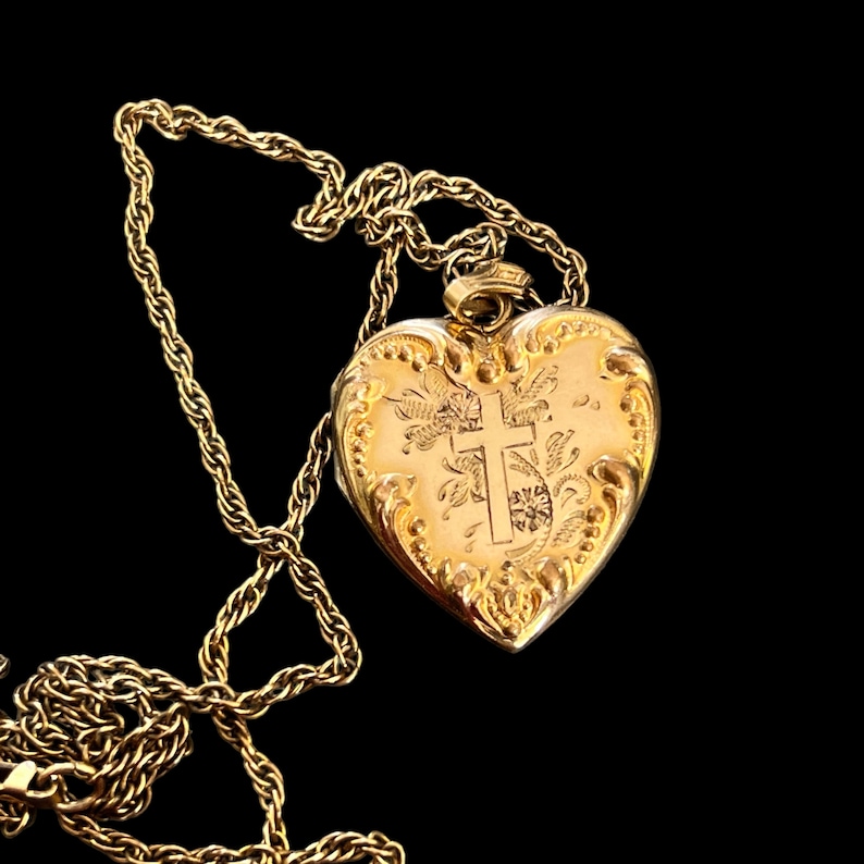 Victorian Gold Filled Heart Locket / Gold Heart Locket / Victorian Heart Locket / Religious