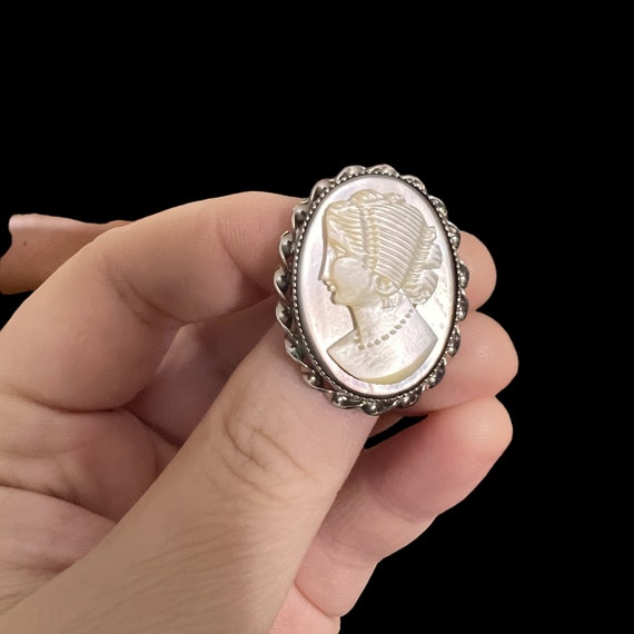 Sterling Silver Cameo Brooch. Vintage Abalone Cam… - image 2