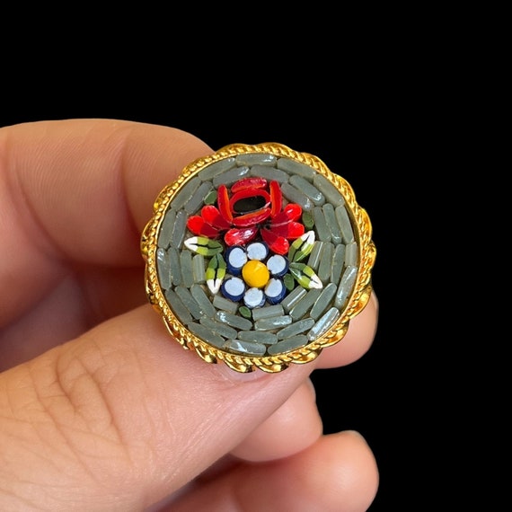 Vintage Italian Micro Mosaic Brooch. Round Gold Italian Micro Mosaic Brooch. Italian Mosaic Brooch. Round Mosaic Brooch. Vintage Mosaic.