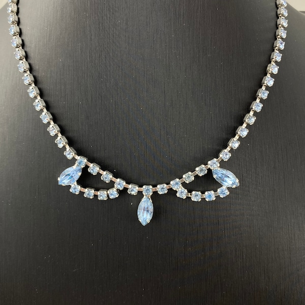 Vintage Blue Rhinestone Necklace. Silver Tone Metal. Gustave Sherman Style. Vintage Rhinestone Necklace. Silver Rhinestone Necklace.