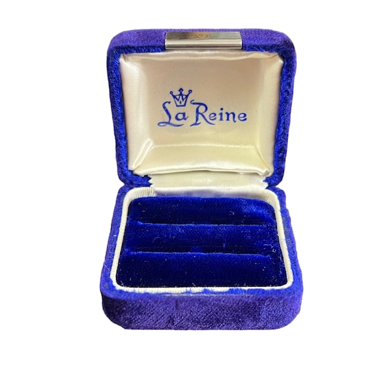 Vintage La Reine Blue Velvet Double Ring Box /  D… - image 2