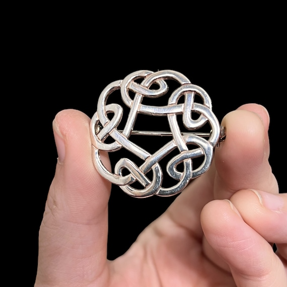 Sterling Silver Celtic Knot Brooch / Malcolm Gray 