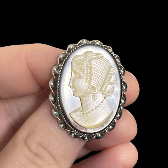 Sterling Silver Cameo Brooch. Vintage Abalone Cam… - image 1
