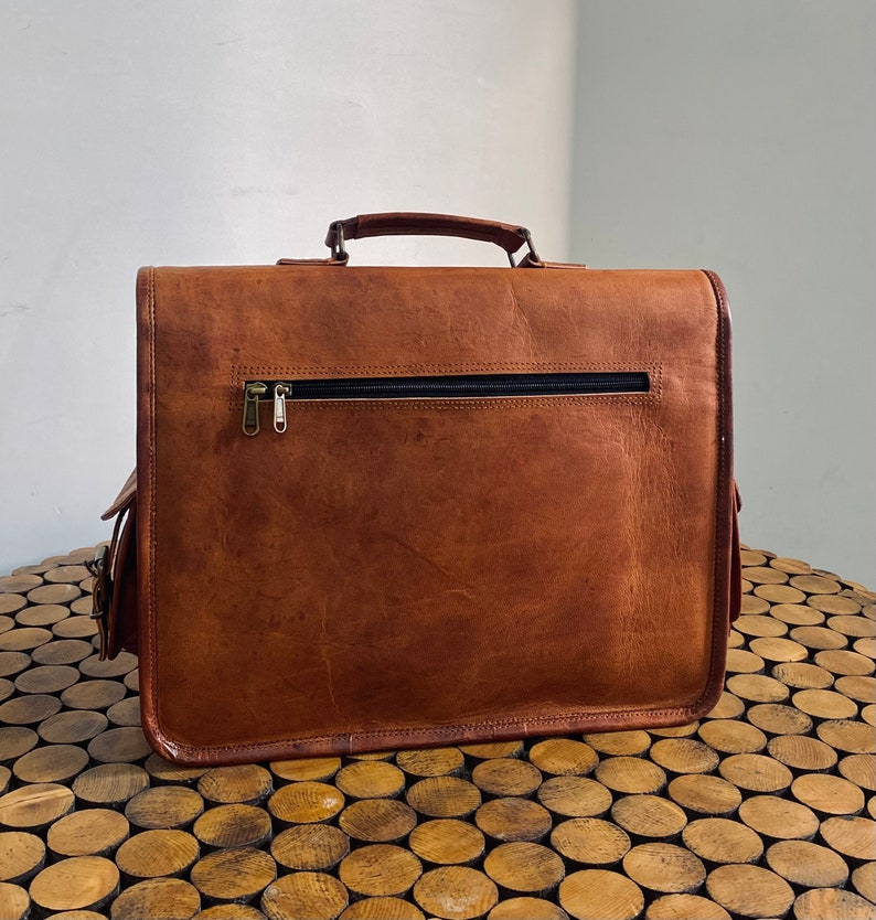 Handmade Leather Travel Messenger Office Crossbody Bag Laptop Briefcase Computer College Satchel Bag For Men And Women image 3