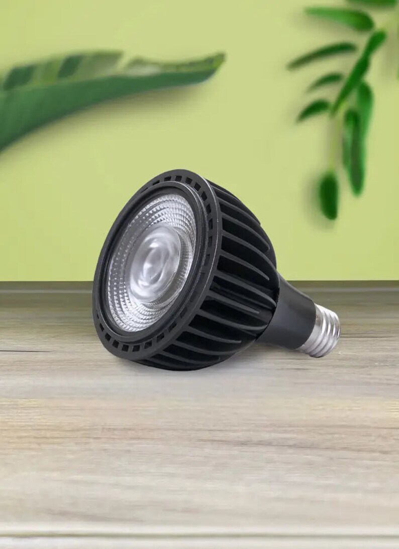 Vita™ LED Grow Bulb Black / Nondimmable Etsy