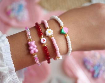 DIY Friendship Bracelet Making Kit: Personalized stretchy bracelet for kids, Holiday Craft, Party favors