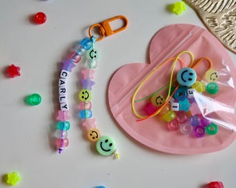 Custom Name Glow in the Dark Keychain Craft Kit for Kids. Holiday Craft. Party favors. Back to school