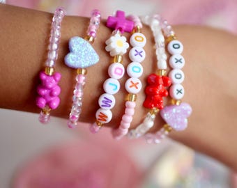 DIY Friendship Bracelet Making Kit: Personalized stretchy bracelet for kids, Holiday Craft, Party favors
