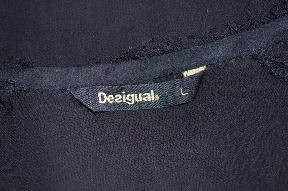 Chemisier Desigual Noir Neuf Taille L En Viscose - Manches Longues, étiqueté 114€