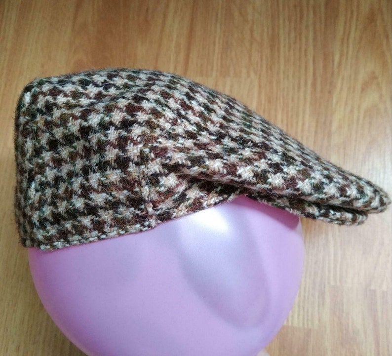 Harris Tweed mens flat cap one size small head 54-55cm