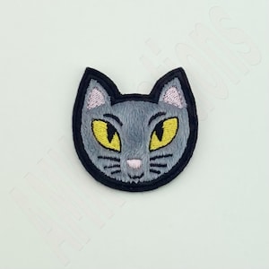 Embroidered Patches, Cute Cat Iron On Patches for Clothing, Assorted Mini  Kitten Sew On Decorative Appliques for Masks Bags Jeans Jackets Shoes, 16PCS