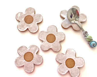 Daisy Spoon Rest, Floral Ring Dish, Coffee Bar Teaspoon Holder, Bridesmaid Gift