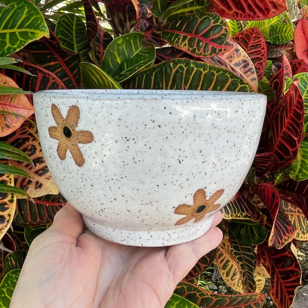 Ceramic Wildflower Bowl, Handmade Snack Bowl, Modern Farmhouse Serving Bowl