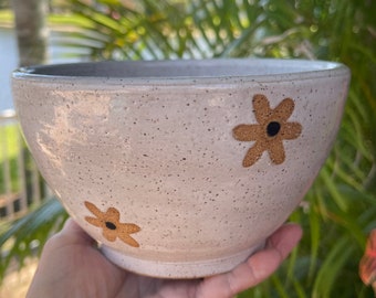 Wildflower Pottery Bowl, White Speckled Salad Bowl, Modern Farmhouse Housewarming Gift