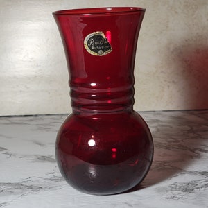 Anchor Hocking Royal Ruby Flower Vase 6 1/4&quot; Tall