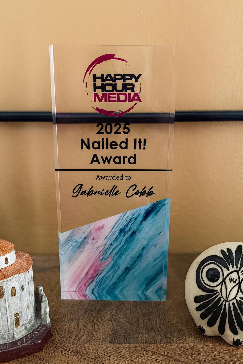 award
award plaque
custom award
softball award
baseball award
plaque award
basketball award
acrylic award
trophy
custom trophy
corporate Gift
Memorial Award