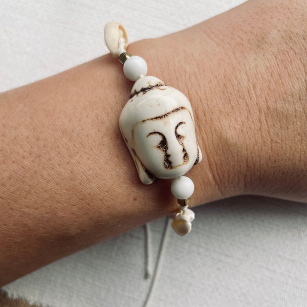 Makramee Armband Weiß Buddha Perle Howlith Jade Muschel Cauri Messingperle Stein Boho Accessoires Damen Herren Schmuck Makrameearmband