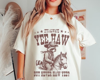 Vintage Cowboy Racoon Camicia Racoon Camicia Cowboy Racoon Tee Weirdcore Meme Abbigliamento Retro anni '90 Graphic Tee Divertente Western Trash Panda Camicia