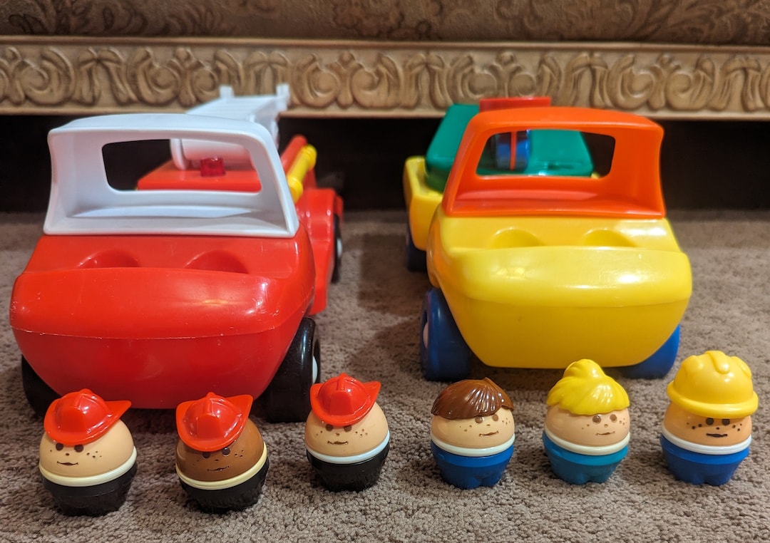 Vintage Little Tikes Firetruck and Crane Set, 1980s Little Tikes