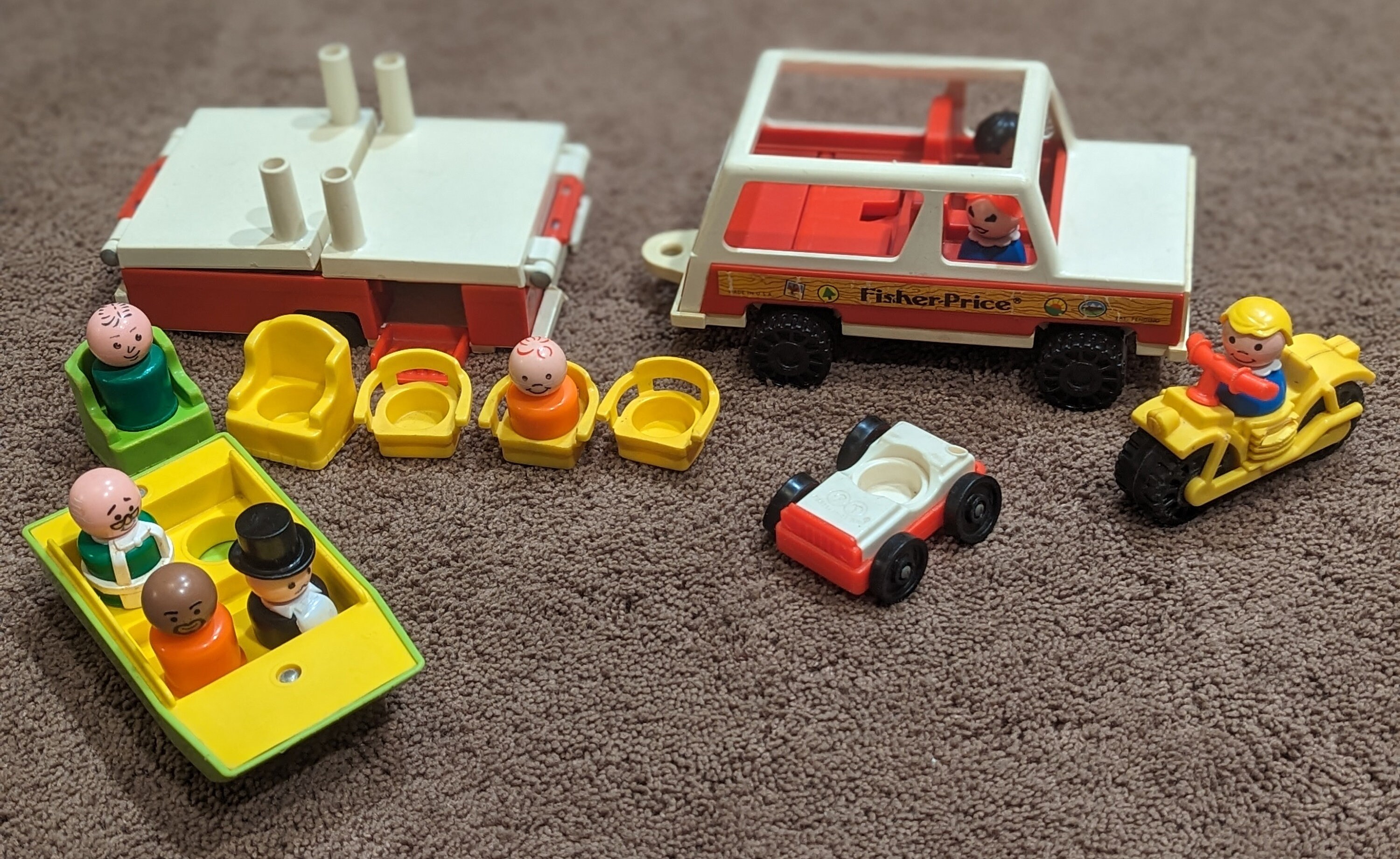 Vintage Fisher Price Camper Set, Set 991, 1980 Pop up Camper Set