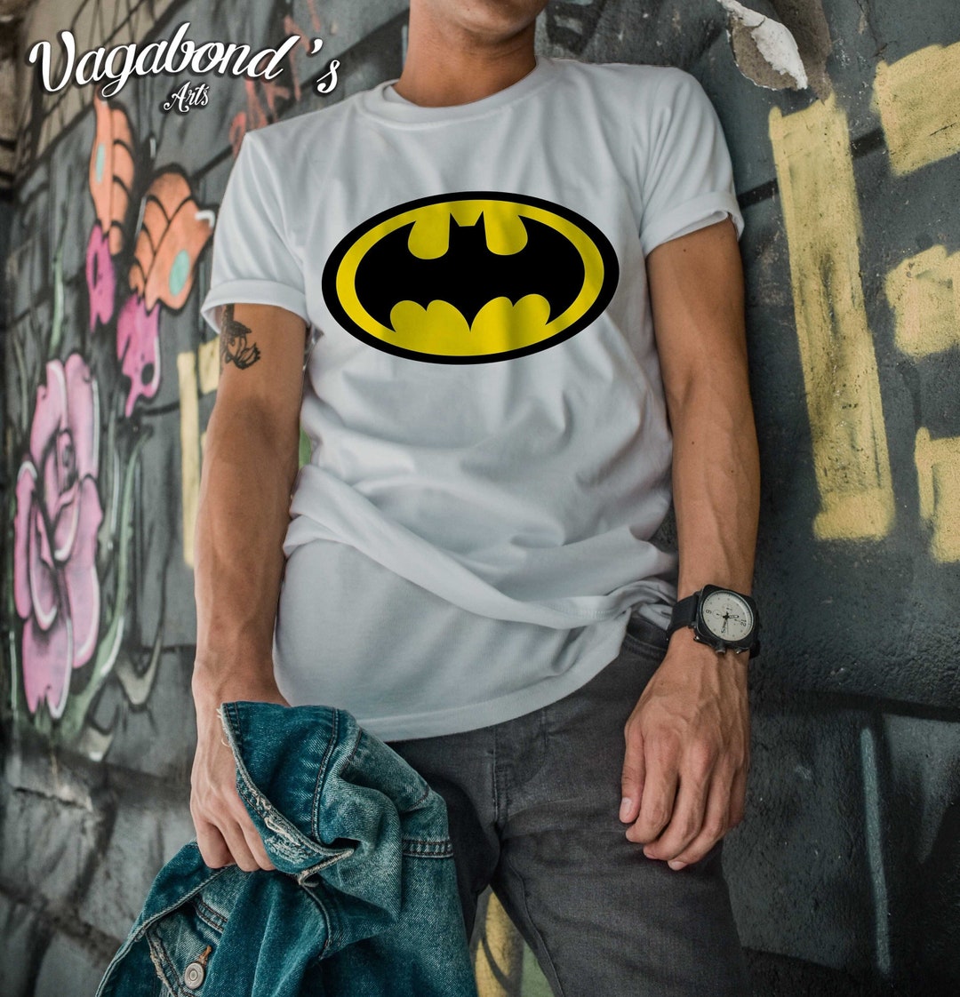 Batman Vintage T Shirt Batman Tee Vintage Comics Shirt Etsy